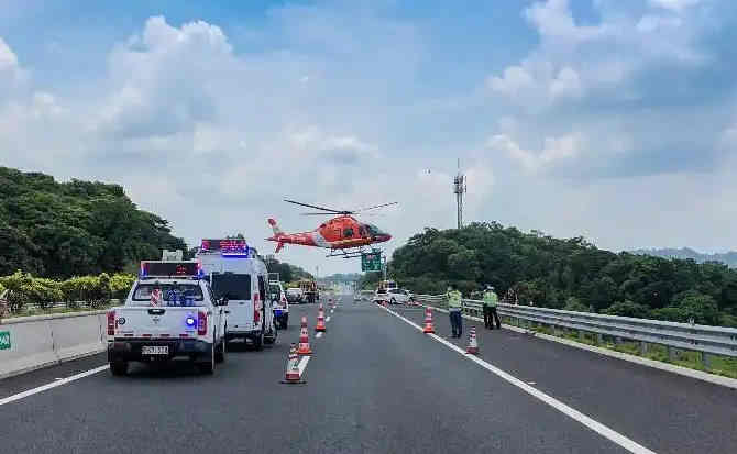 耒阳高速公路汽车救援案例
